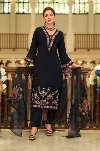 Women Floral Embroidered Cotton Kurta with Trousers & Dupatta
