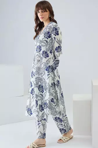 Women Floral Printed Regular Pure Cotton Kurta with Trousers