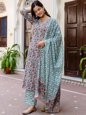 Floral Printed V-Neck Pure Cotton Straight Kurta With Palazzo And Dupatta 6