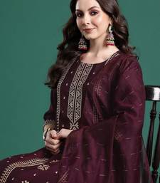 Ethnic Motifs Embroidered Kurta with Trousers & Dupatta