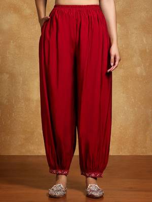 Women Floral Yoke Design Regular Thread Work Kurta with Trousers & With Dupatta 6