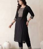 Women Ethnic Motifs Embroidered Regular Thread Work Kurta with Trousers