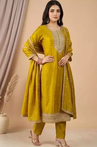 Women Ethnic Motifs Embroidered Regular Thread Work Kurta with Trousers & With Dupatta