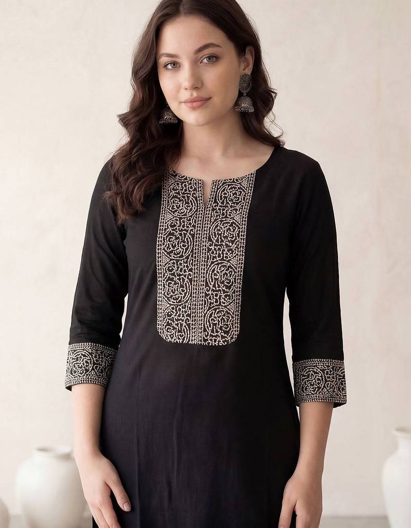 Women Ethnic Motifs Embroidered Regular Thread Work Kurta with Trousers