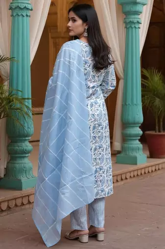 Floral Printed V-Neck Pure Cotton Kurta With Trousers & Dupatta