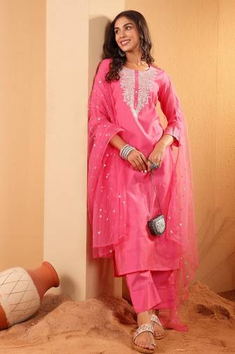 Ethnic Motifs Embroidered Sequinned Chanderi Silk Kurta with Trousers And Dupatta