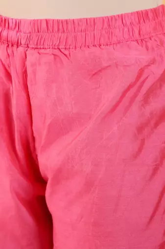 Ethnic Motifs Embroidered Sequinned Chanderi Silk Kurta with Trousers And Dupatta