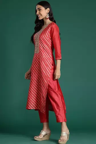 Striped Sequinned Chanderi Silk Kurta With Trousers & Dupatta