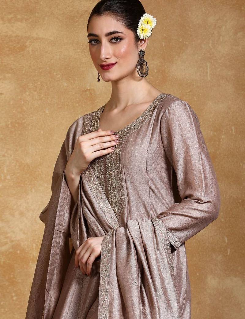 Women Floral Embroidered Kurta with Trousers & Dupatta