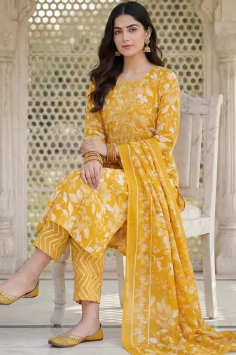 Women Floral Printed Regular Mirror Work Kurta with Trousers & With Dupatta