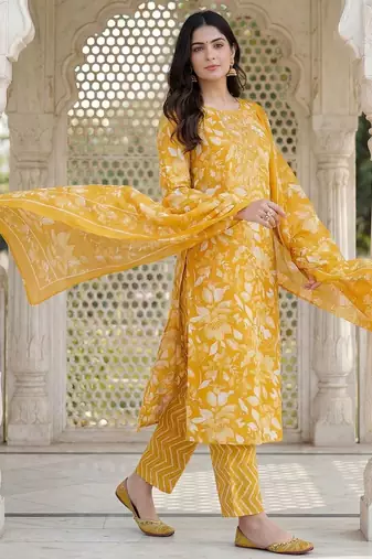 Women Floral Printed Regular Mirror Work Kurta with Trousers & With Dupatta