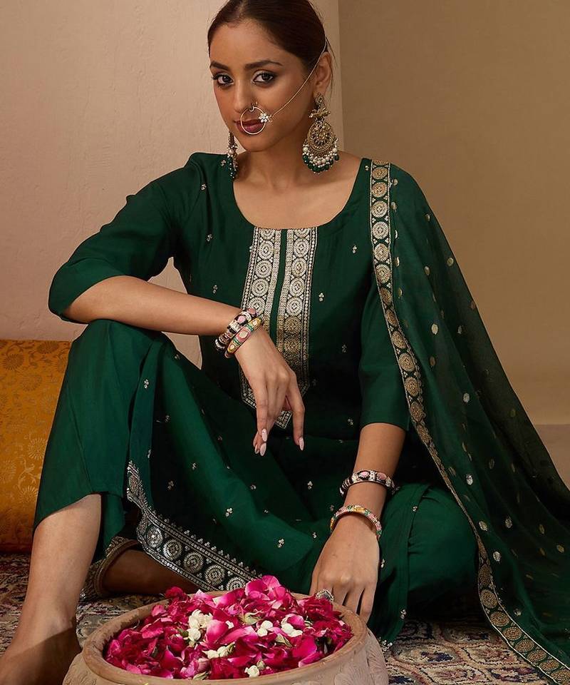 Women Ethnic Motifs Embroidered Regular Sequinned Kurta with Trousers & With Dupatta