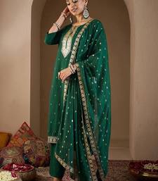 Women Ethnic Motifs Embroidered Regular Sequinned Kurta with Trousers & With Dupatta