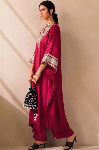 Women Embroidered Regular Kurta with Trousers