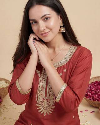 Women Ethnic Motifs Embroidered Regular Kurta with Trousers & With Dupatta 3