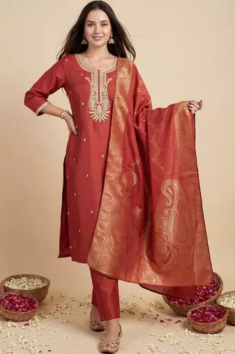 Women Ethnic Motifs Embroidered Regular Kurta with Trousers & With Dupatta