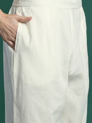 Floral Printed Regular Pure Cotton Kurta with Trousers & Dupatta 3