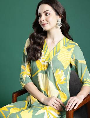 Floral Printed Pleated Sequinned Pure Cotton Kurta with Palazzos 2