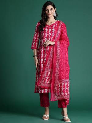 Ethnic Motifs Printed  Cotton Kurta With Trousers & Dupatta 3