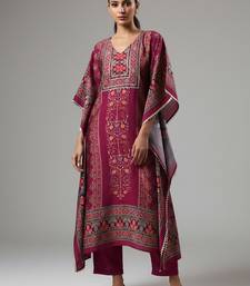 Women Floral Printed Kurta with Trouser