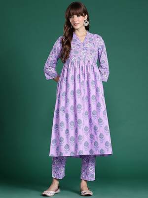 Floral Printed Regular  Cotton Kurta with Trousers 4