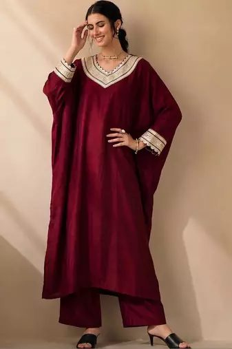 Women Ethnic Motifs Embroidered Regular Kurta with Palazzos