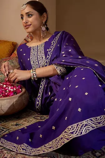 Ethnic Motifs Embroidered Sequinned Kurta with Trousers & With Dupatta