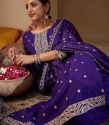 Ethnic Motifs Embroidered Sequinned Kurta with Trousers & With Dupatta