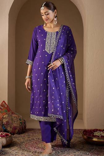Ethnic Motifs Embroidered Sequinned Kurta with Trousers & With Dupatta