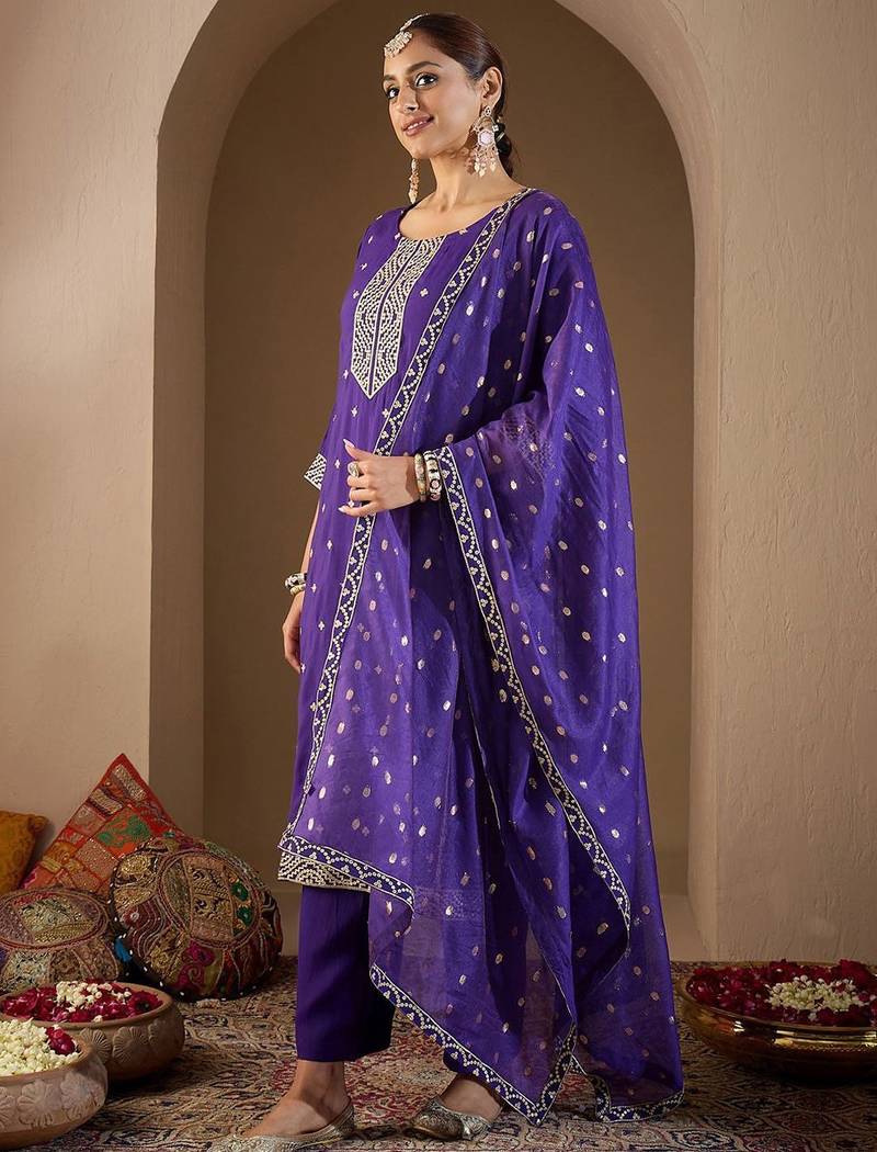 Ethnic Motifs Embroidered Sequinned Kurta with Trousers & With Dupatta