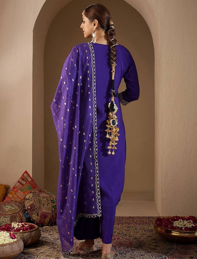 Ethnic Motifs Embroidered Sequinned Kurta with Trousers & With Dupatta