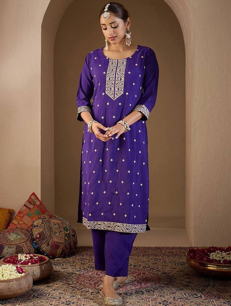 Ethnic Motifs Embroidered Sequinned Kurta with Trousers & With Dupatta