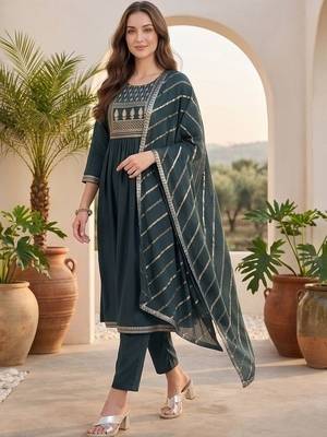 Women Ethnic Motifs Embroidered Tiered Thread Work Kurta with Trousers & With Dupatta 1