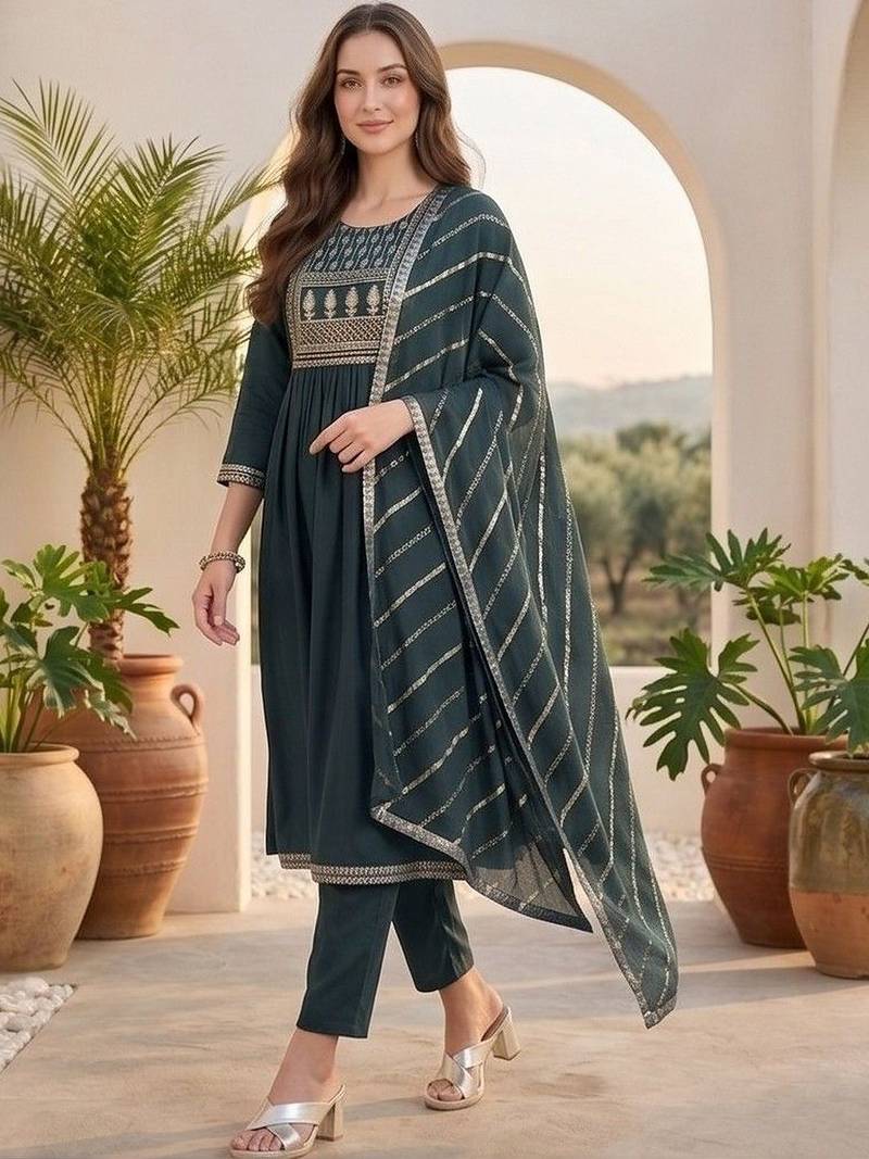 Women Ethnic Motifs Embroidered Tiered Thread Work Kurta with Trousers & With Dupatta