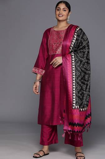 Xtra Ethnic Motifs Yoke Design Gotta Patti Kurta with Trousers & Dupatta