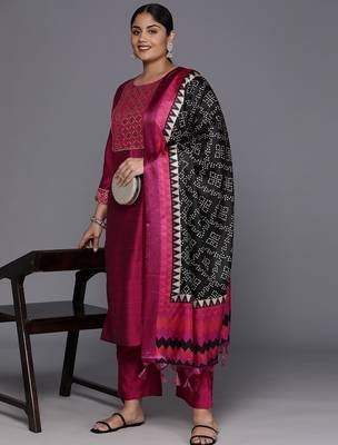 Xtra Ethnic Motifs Yoke Design Gotta Patti Kurta with Trousers & Dupatta 8