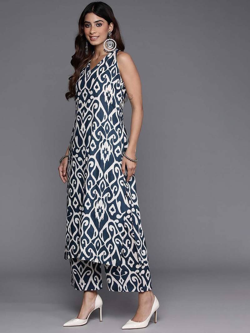 Women Printed Regular Pure Cotton Kurta with Trousers