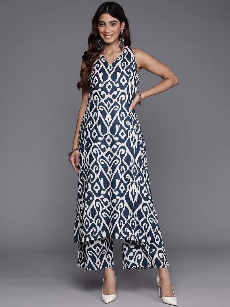 Women Printed Regular Pure Cotton Kurta with Trousers