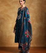 Women Floral Embroidered Regular Kurta with Trousers & With Dupatta