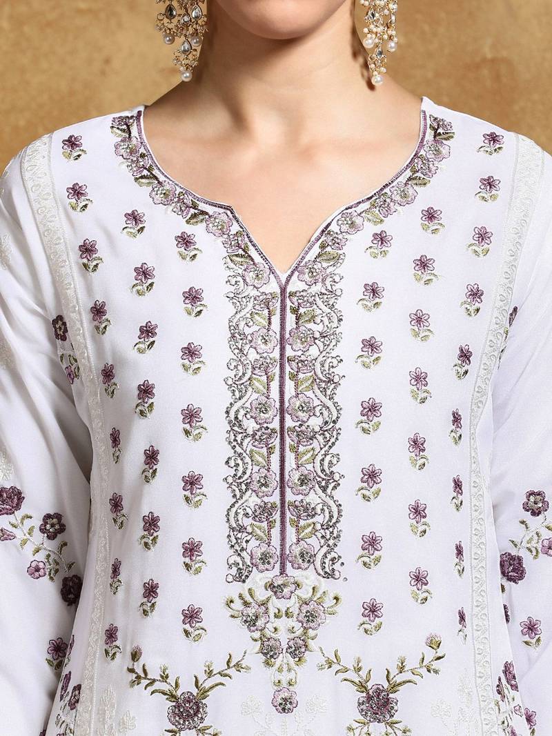 Women Floral  Cotton Republic Day Kurta with Trousers & With Dupatta