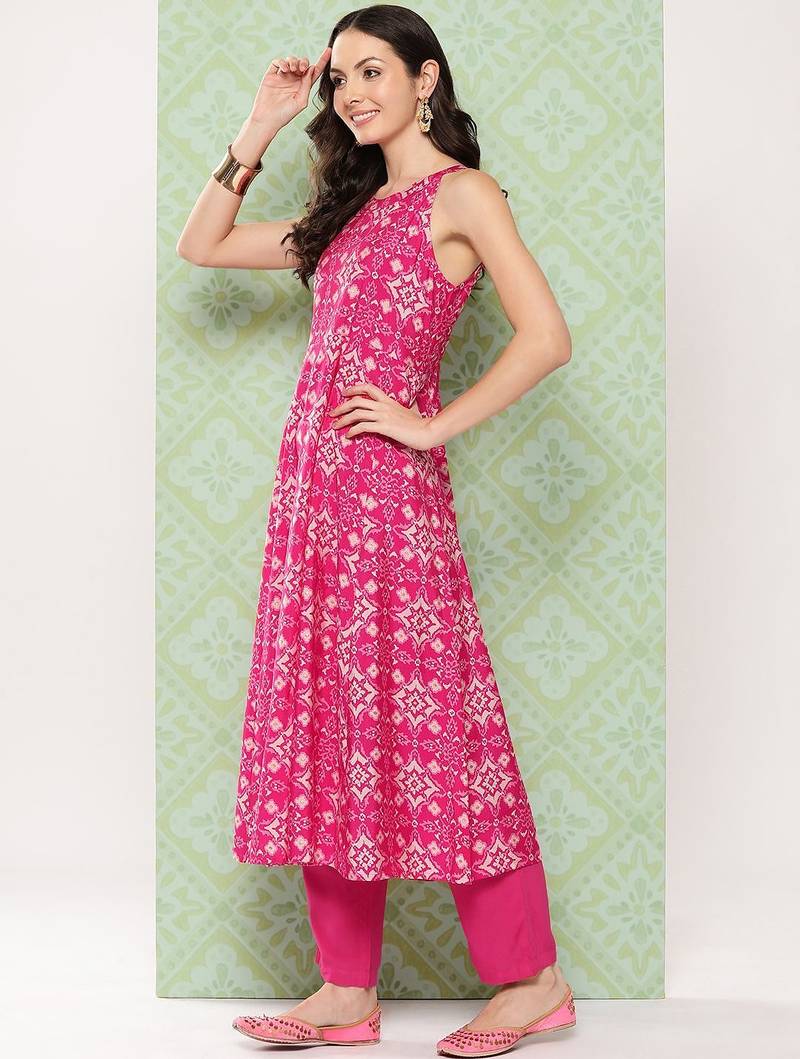 Women Ethnic Motifs Printed Regular Kurta with Trousers