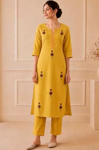 Women Ethnic Motifs Printed Regular Thread Work Kurta with Trousers