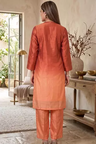 Women Ombre Dyed Regular Thread Work Kurta with Trousers