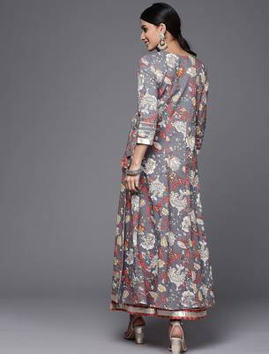 Women Grey & Pink Floral Print Angrakha Gotta Patti  Cotton Kurta with Sharara 5