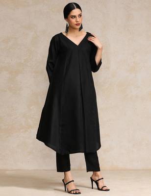 Women Regular Kurta with Trousers 3
