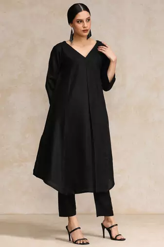 Women Regular Kurta with Trousers