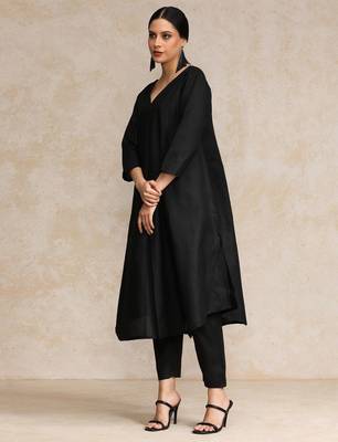 Women Regular Kurta with Trousers 1