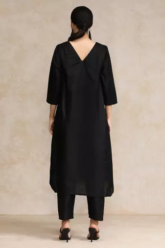 Women Regular Kurta with Trousers