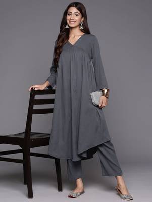 Empire Silk Crepe Kurta with Trousers 1