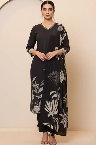 Women Floral Printed Regular Thread Work Pure Cotton Kurta with Trousers & With Dupatta
